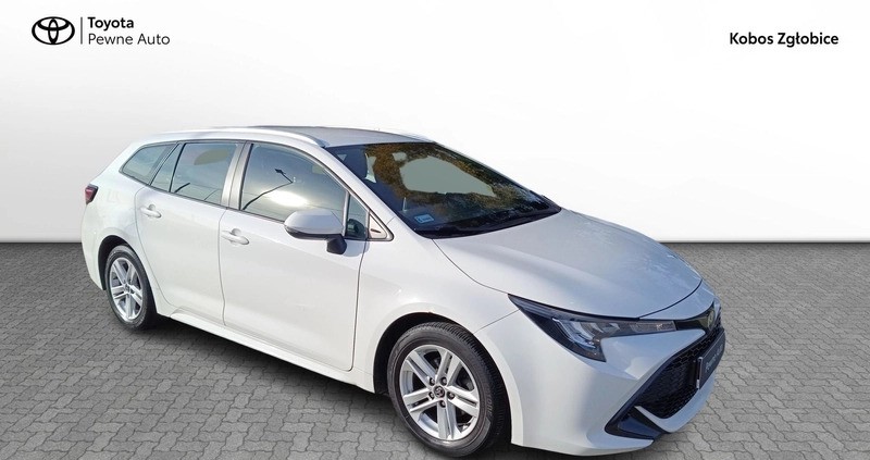 Toyota Corolla cena 59900 przebieg: 195913, rok produkcji 2019 z Sępopol małe 137